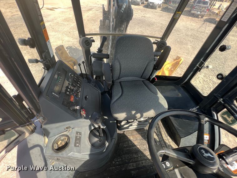 image for item JX9430 2020 John Deere 310L  backhoe