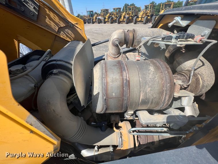 image for item JX9430 2020 John Deere 310L  backhoe