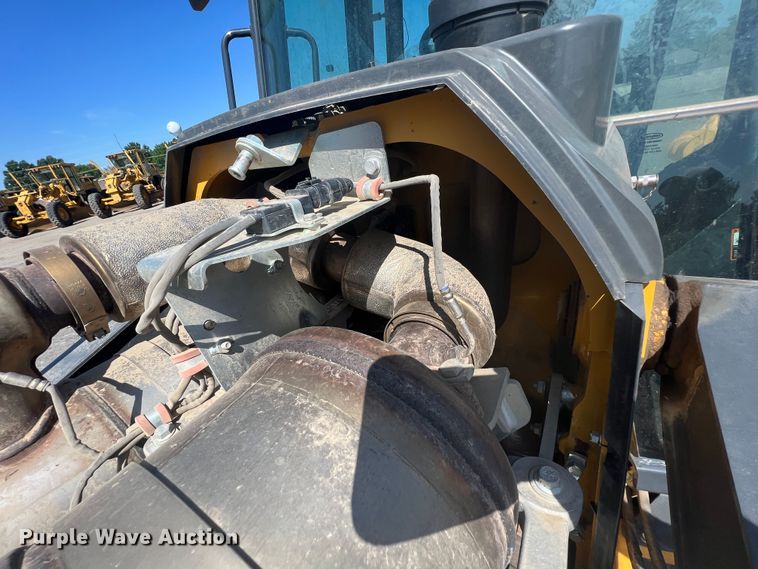 image for item JX9430 2020 John Deere 310L  backhoe