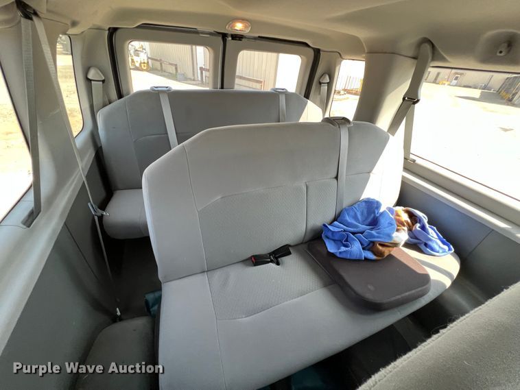 image for item JX9435 2012 Ford E350 Super Duty XLT  van