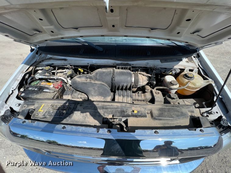 image for item JX9435 2012 Ford E350 Super Duty XLT  van