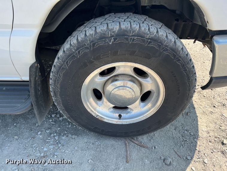 image for item JX9435 2012 Ford E350 Super Duty XLT  van