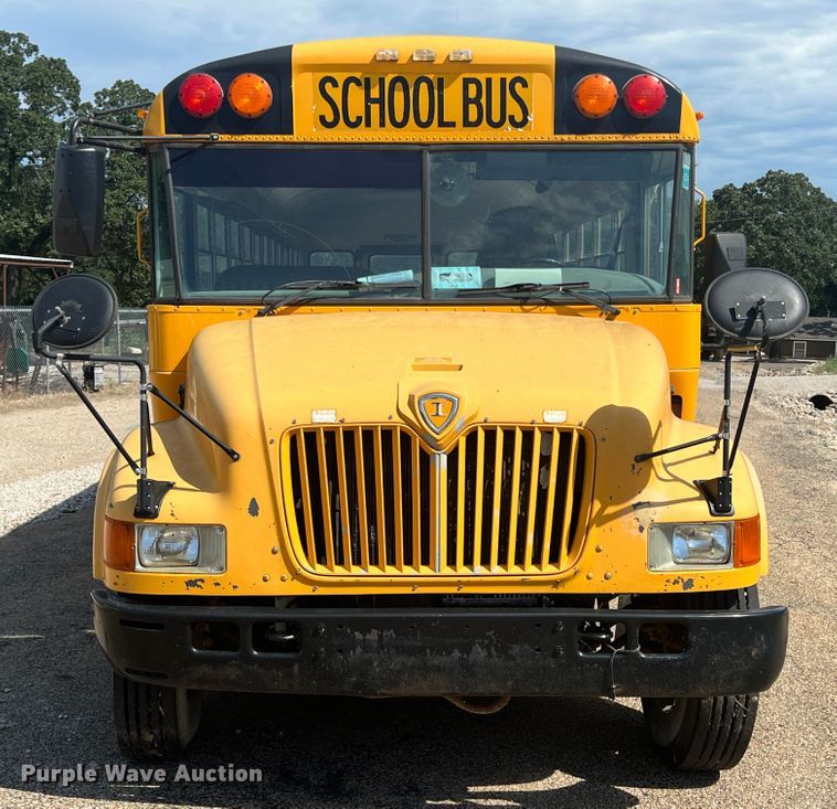 image for item JX9438 2004 International CE200  school bus