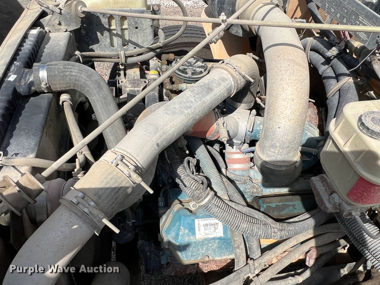 image for item JX9438 2004 International CE200  school bus