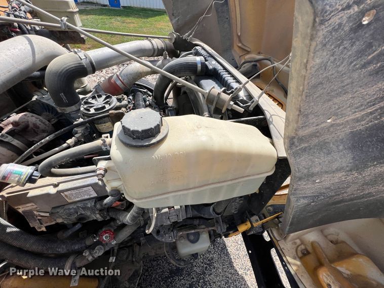 image for item JX9438 2004 International CE200  school bus