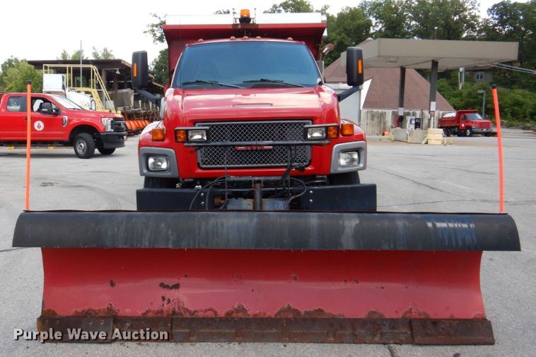 image for item KF9577 2008 GMC C7500  dump truck