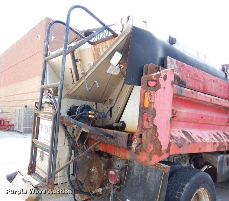 image for item KF9577 2008 GMC C7500  dump truck