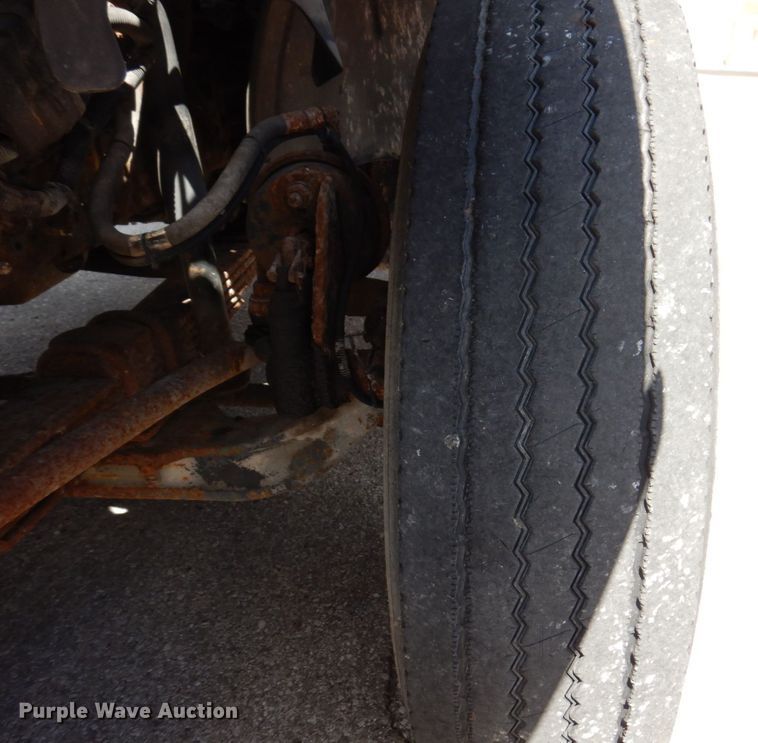 image for item KF9577 2008 GMC C7500  dump truck