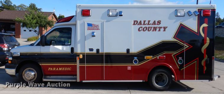 image for item KP9470 2015 Chevrolet Express G4500  ambulance