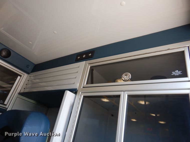 image for item KP9470 2015 Chevrolet Express G4500  ambulance