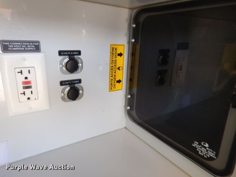 image for item KP9470 2015 Chevrolet Express G4500  ambulance