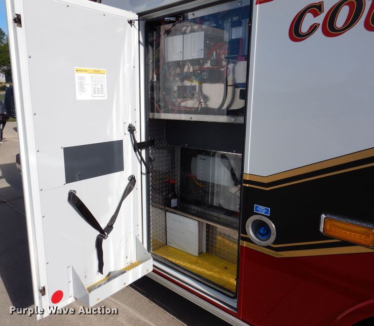 image for item KP9470 2015 Chevrolet Express G4500  ambulance