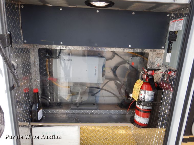 image for item KP9470 2015 Chevrolet Express G4500  ambulance