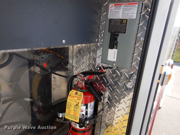 image for item KP9470 2015 Chevrolet Express G4500  ambulance