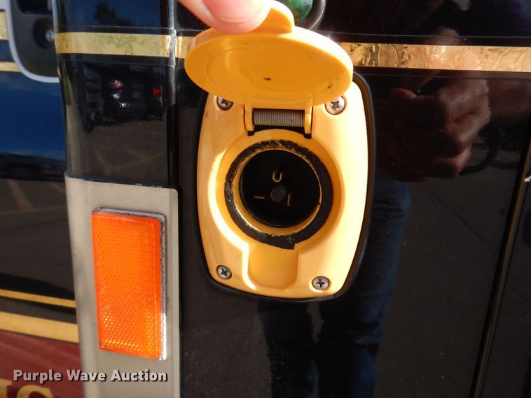 image for item KP9470 2015 Chevrolet Express G4500  ambulance