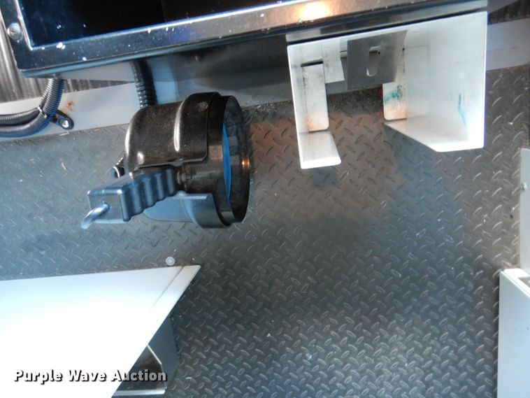 image for item KP9470 2015 Chevrolet Express G4500  ambulance