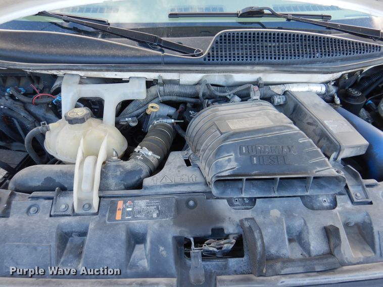 image for item KP9470 2015 Chevrolet Express G4500  ambulance