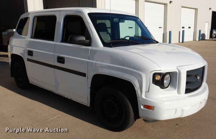 image for item KP9471 2014 VPG MV-1  handicap accessible van