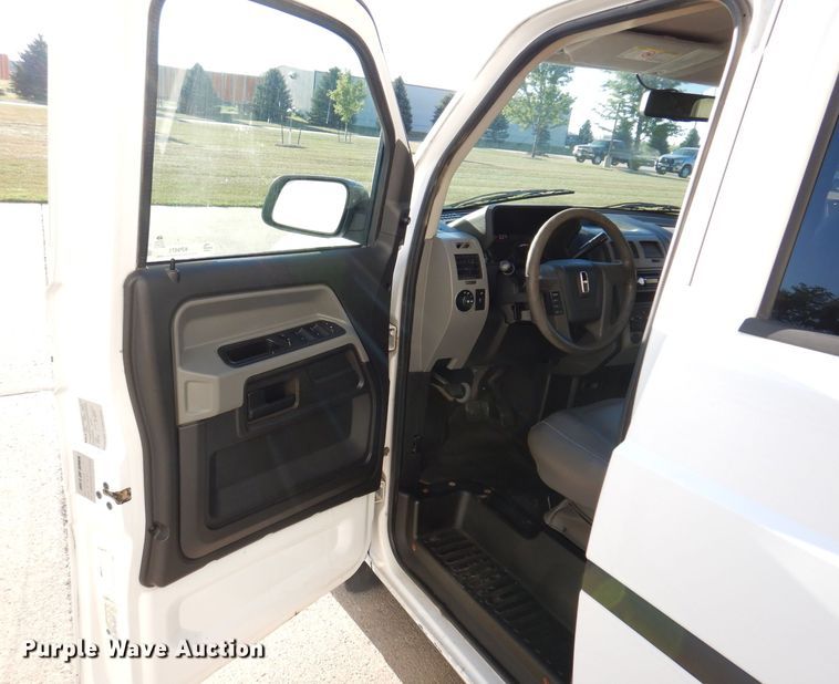 image for item KP9471 2014 VPG MV-1  handicap accessible van