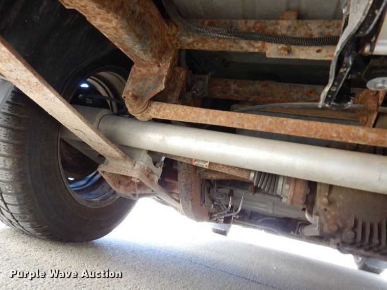 image for item KP9471 2014 VPG MV-1  handicap accessible van