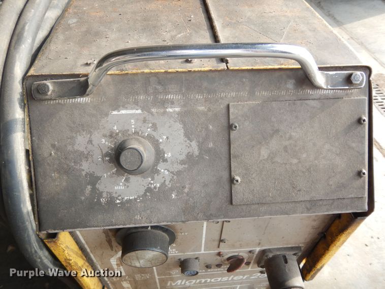 image for item KS9775 Esab Mig Master 250  welder
