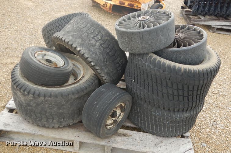 image for item KS9779 Lawn mower tires