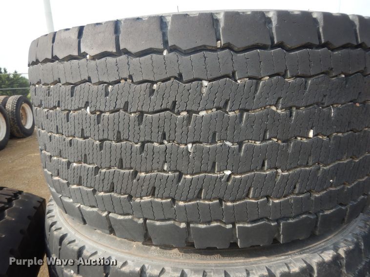 image for item KS9781 (5) tires