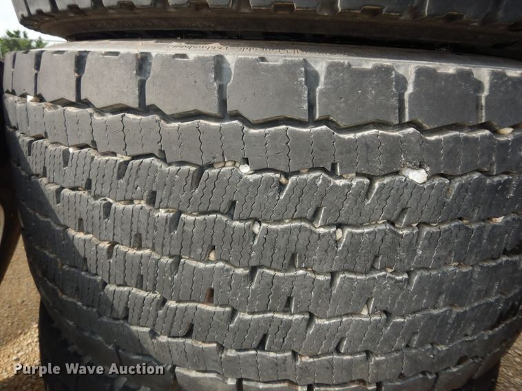 image for item KS9781 (5) tires