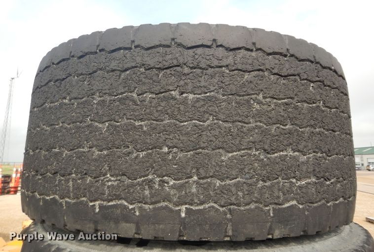 image for item KS9782 (4) 455/55R22.5 tires