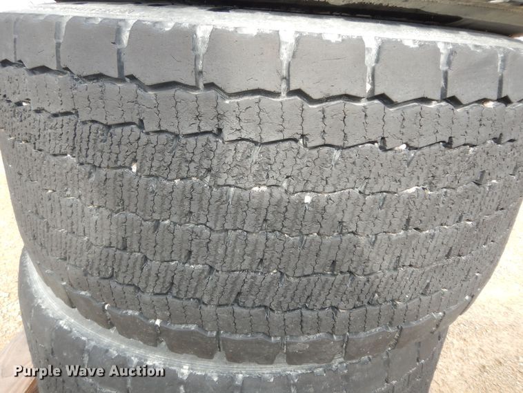 image for item KS9782 (4) 455/55R22.5 tires
