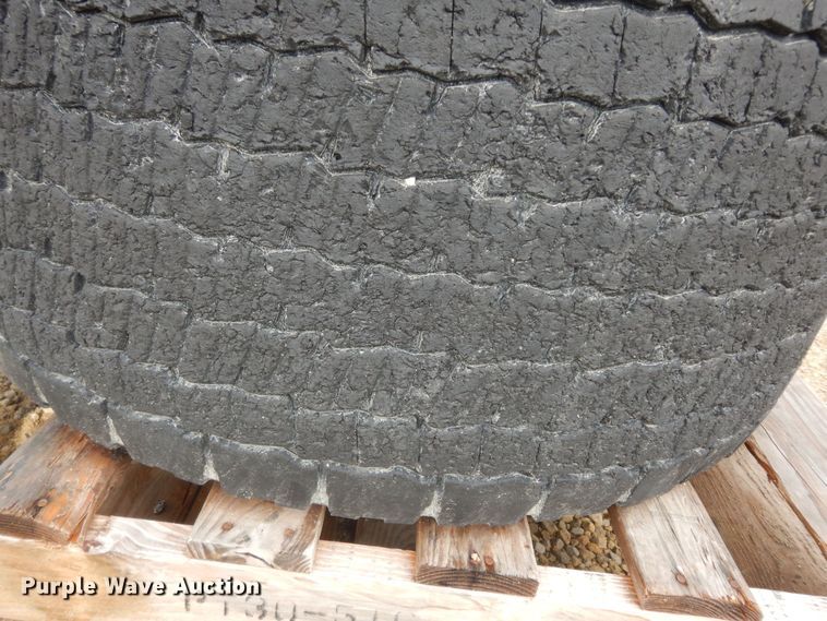 image for item KS9782 (4) 455/55R22.5 tires