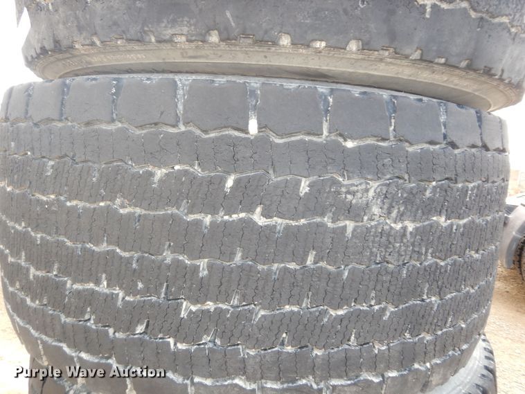 image for item KS9782 (4) 455/55R22.5 tires