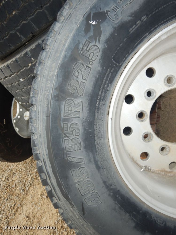 image for item KS9782 (4) 455/55R22.5 tires