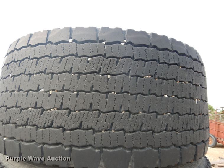 image for item KS9783 (4) 455/55R22.5 tires