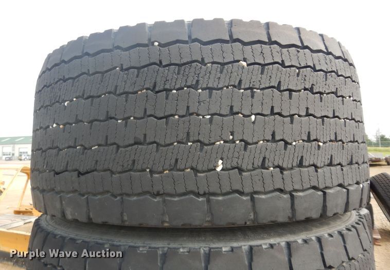 image for item KS9783 (4) 455/55R22.5 tires