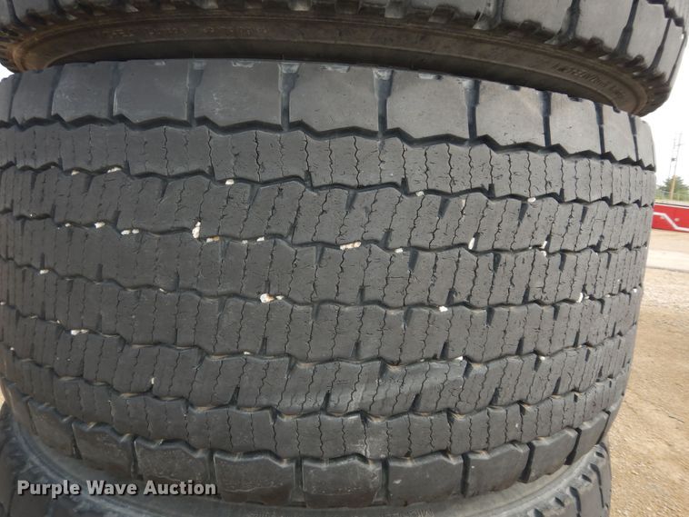image for item KS9783 (4) 455/55R22.5 tires