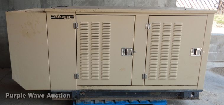 image for item KS9893 2000 Generac 20A03008S  generator