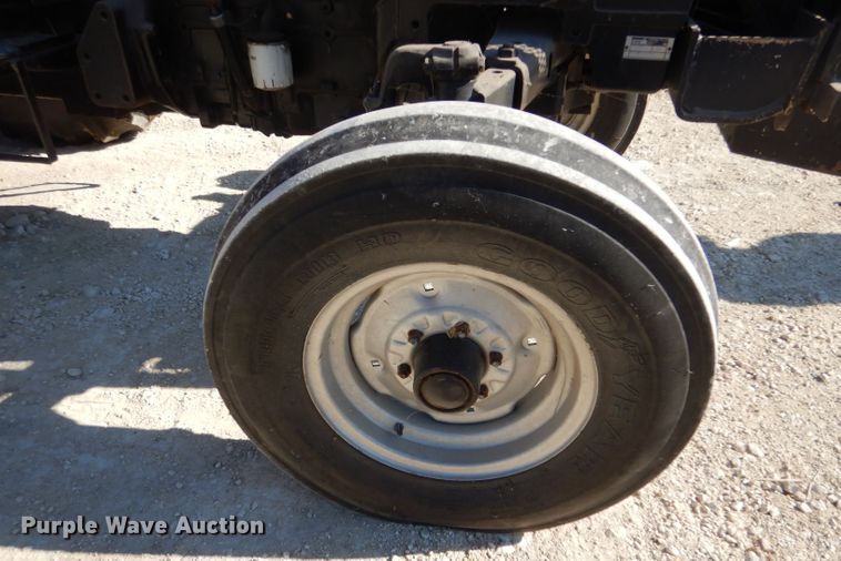 image for item LB9866 1991 Case IH 595  tractor