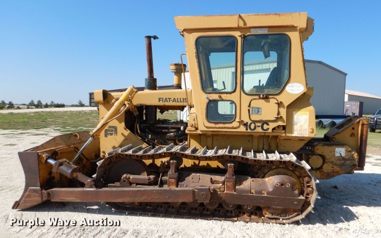 image for item LB9867 1982 Fiat-Allis 10C  dozer