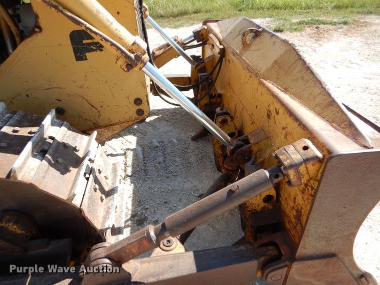 image for item LB9867 1982 Fiat-Allis 10C  dozer