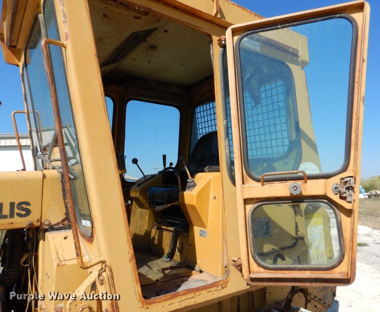 image for item LB9867 1982 Fiat-Allis 10C  dozer