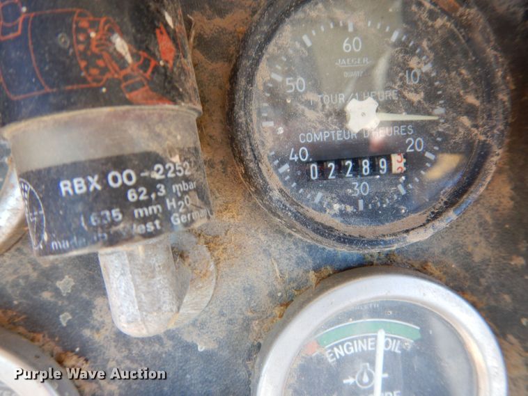 image for item LB9867 1982 Fiat-Allis 10C  dozer