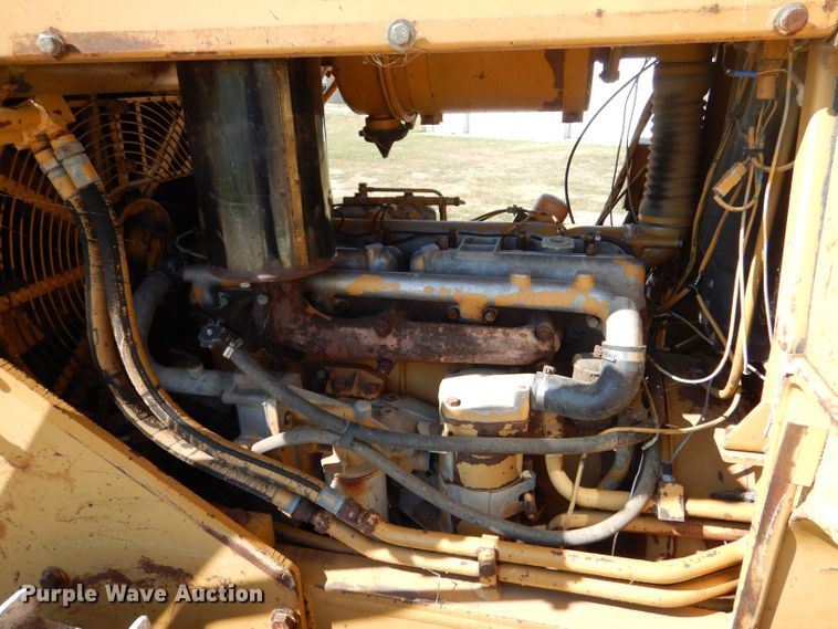 image for item LB9867 1982 Fiat-Allis 10C  dozer