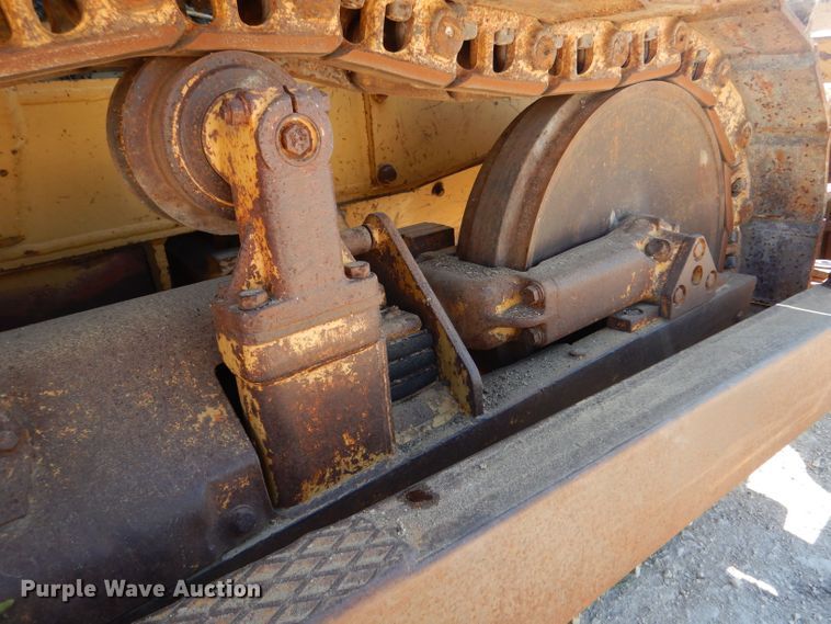 image for item LB9867 1982 Fiat-Allis 10C  dozer