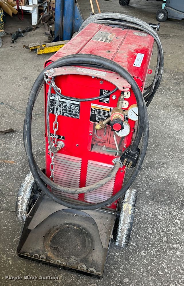 image for item LI9405 Lincoln Power MIG 255C  welder