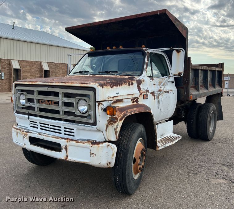 image for item LI9406 1984 GMC C6000  dump truck