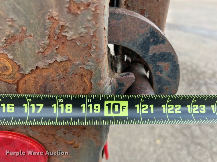 image for item LI9406 1984 GMC C6000  dump truck