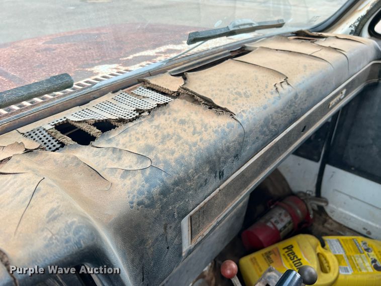 image for item LI9406 1984 GMC C6000  dump truck