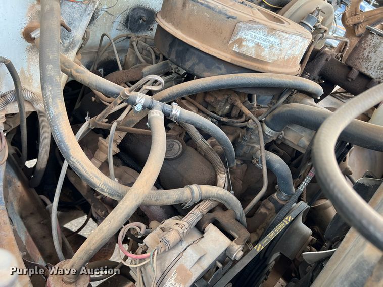 image for item LI9406 1984 GMC C6000  dump truck