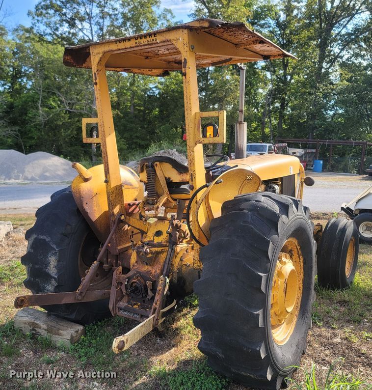 image for item LM9618 John Deere 401B  tractor